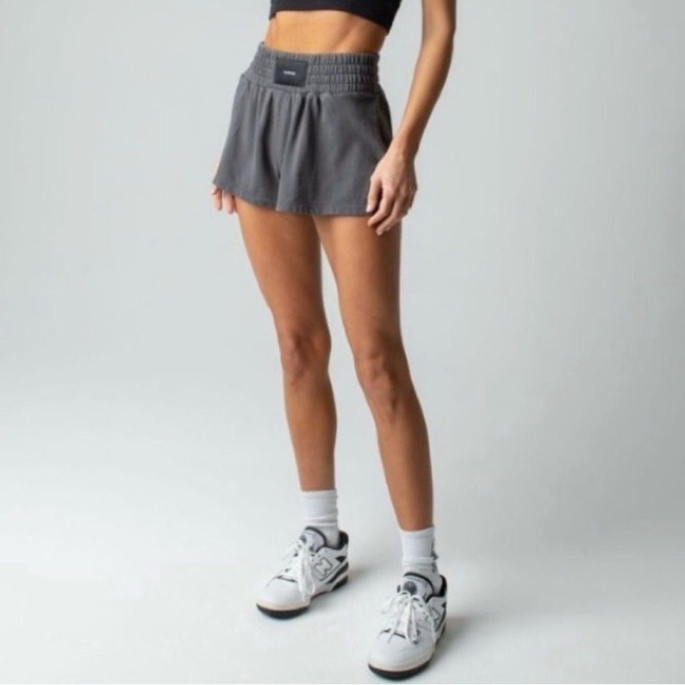 Talentless Gray High Waist Boxing Shorts in Steel Gray Size M